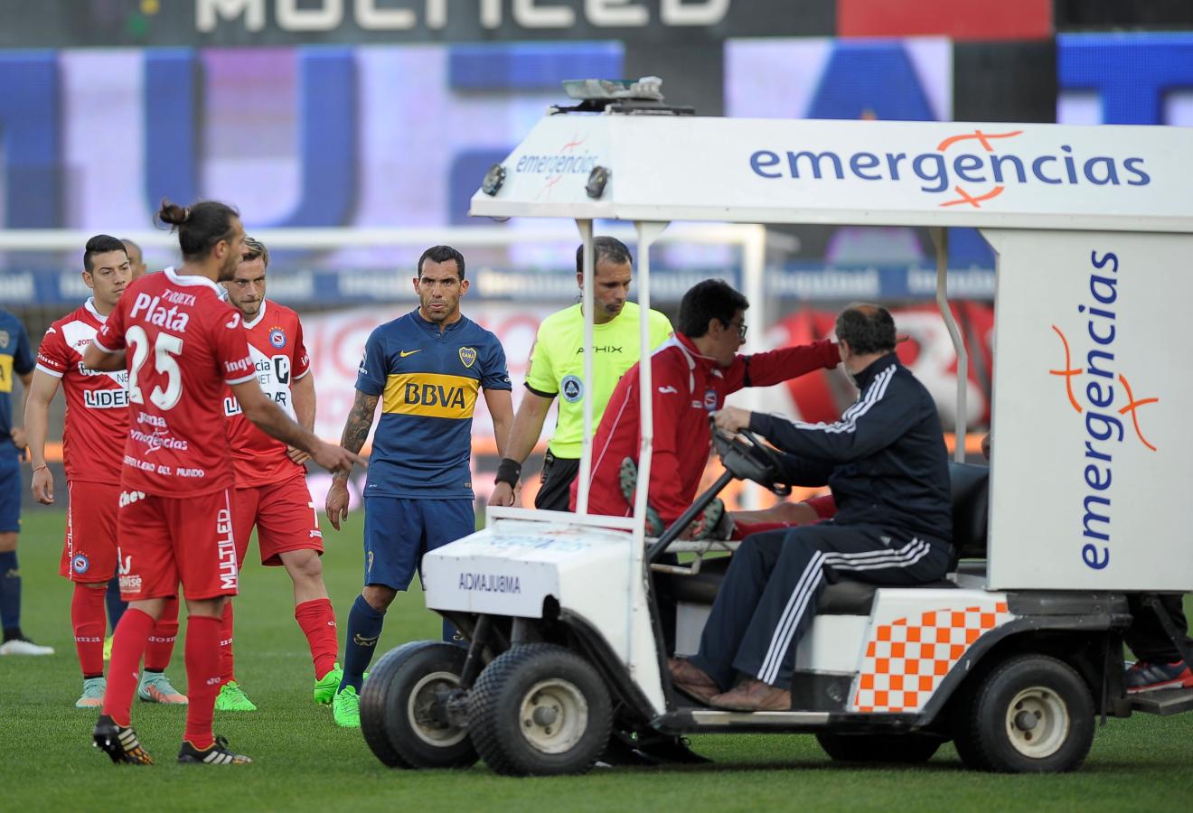 Imagen Ezequiel Ham sufrió una dura lesión frente a Boca en 2015. Foto: FOTOBAIRES