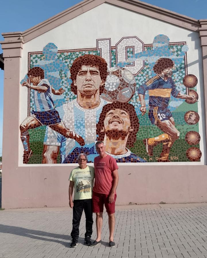 Imagen El mural de Maradona en mosaico más grande del mundo estará en Entre Ríos.