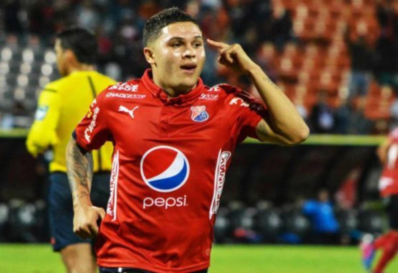 Imagen Quintero con la camiseta del DIM.