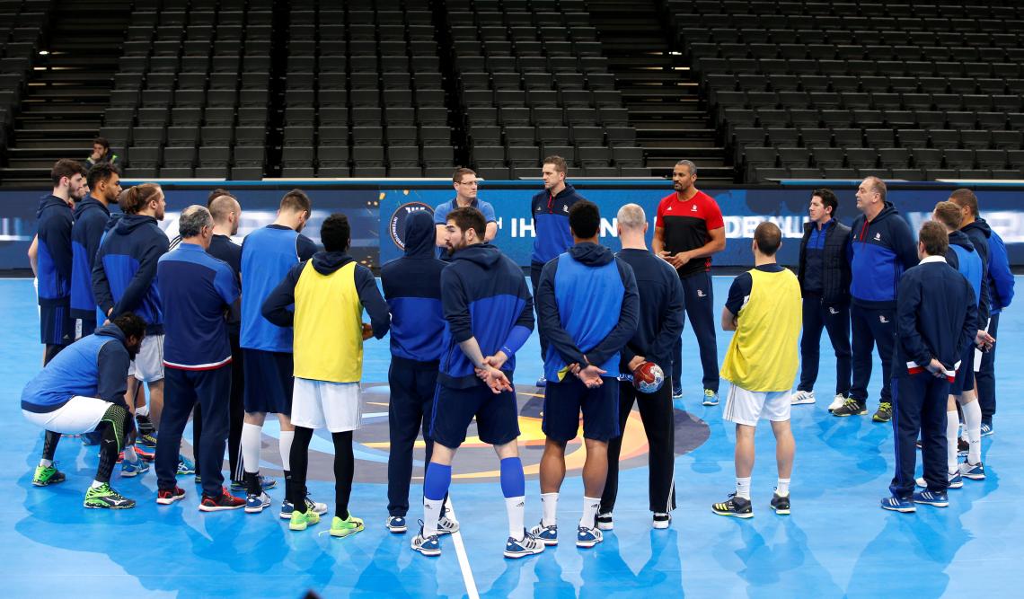 Imagen Charla en la práctica del equipo francés