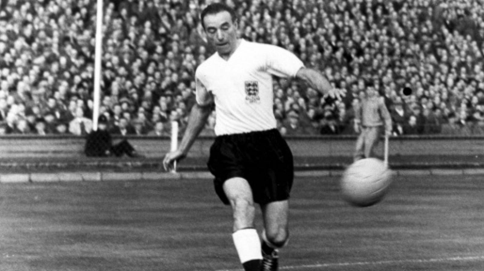 Imagen Sir Stanley Matthews, el ganador más longevo del Balón de Oro.