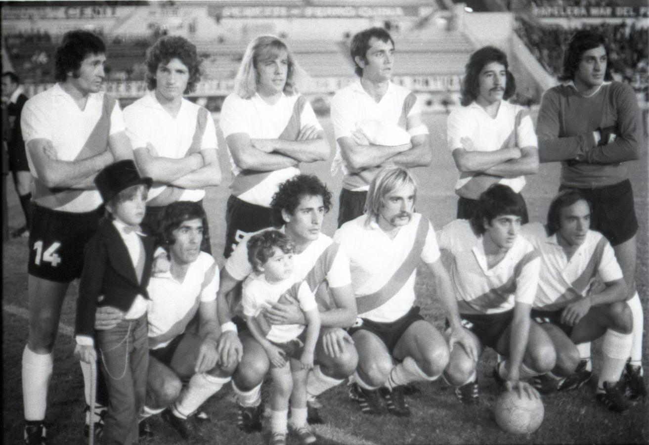 Imagen El once titular de River el 23 de marzo de 1976.