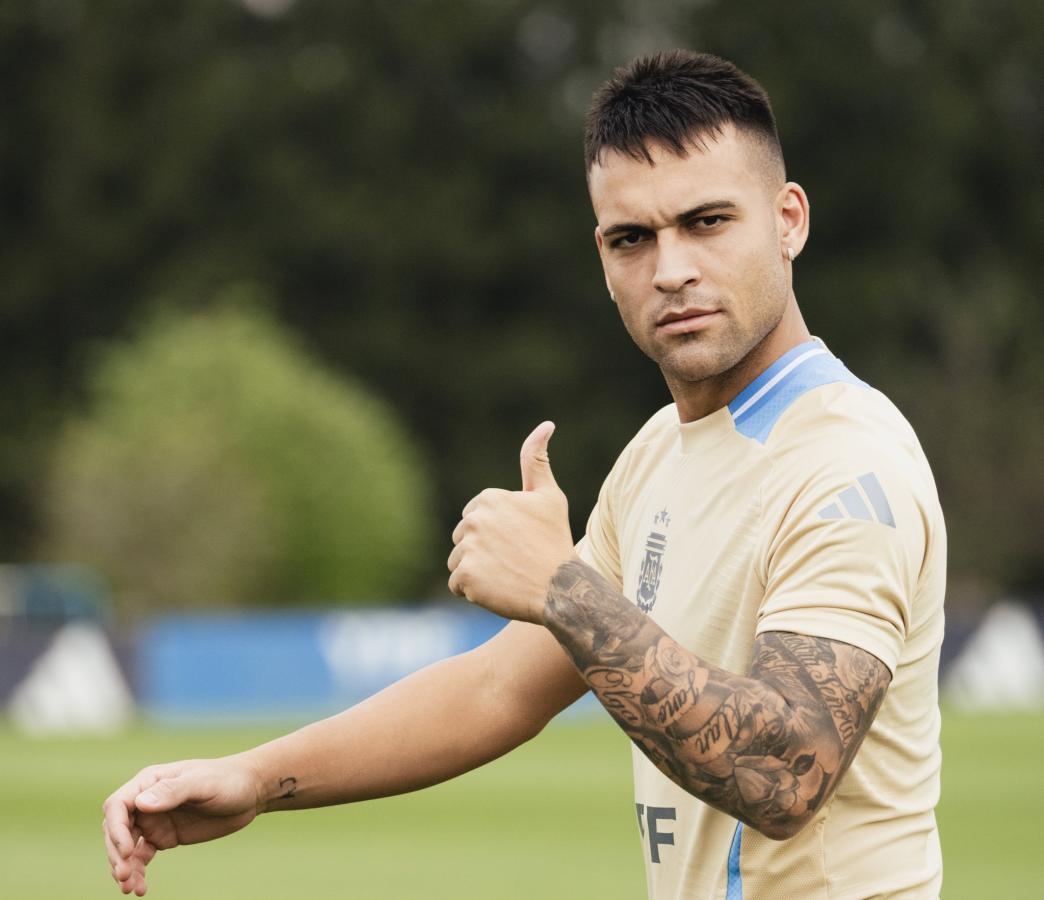 Imagen Lautaro Martínez podría ser titular contra Bolivia.