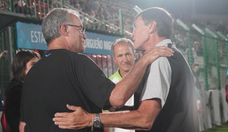 Imagen de Banfield le ganó al Sub 23 de Uruguay que conduce Marcelo Bielsa