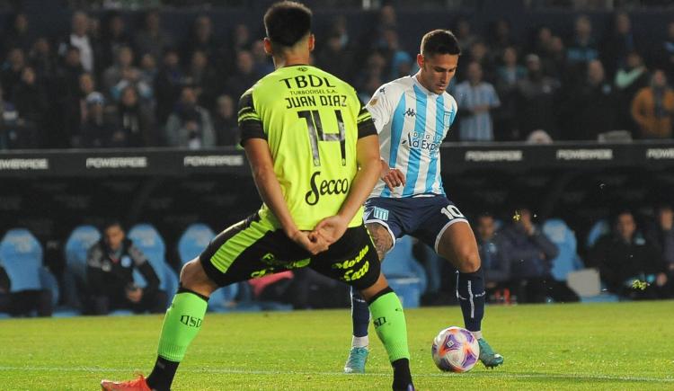 Imagen de Racing y Barracas Central igualaron en Avellaneda