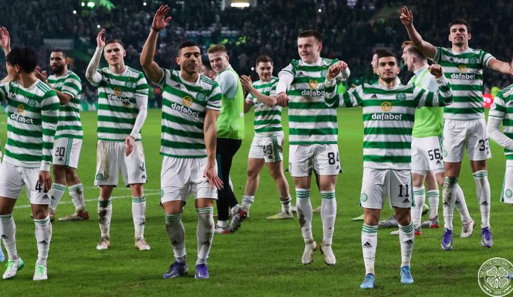 Imagen de CELTIC GOLEÓ A RANGERS Y LE ARREBATÓ LA PUNTA