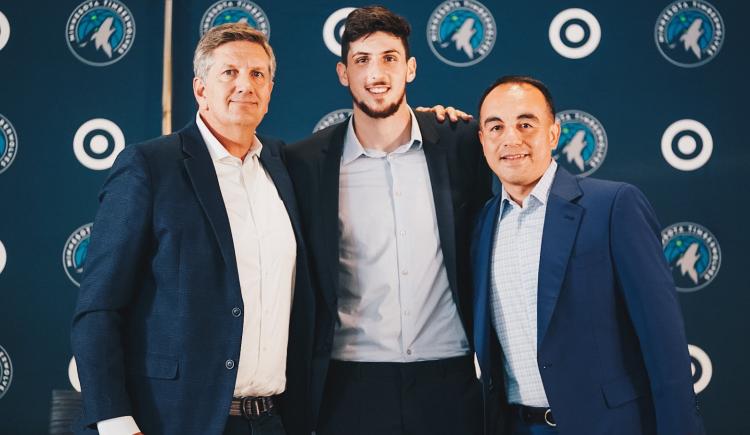 Imagen de LEANDRO BOLMARO FIRMÓ SU CONTRATO CON MINESSOTA TIMBERWOLVES DE LA NBA