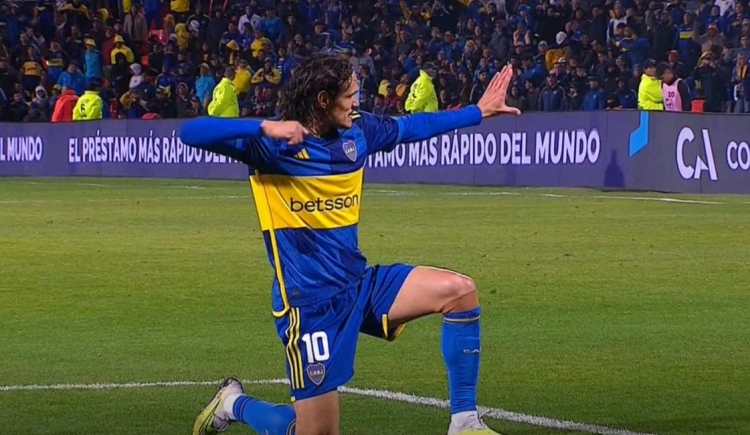 Imagen de Cavani cerró la contra y puso el 2-0 a favor de Boca