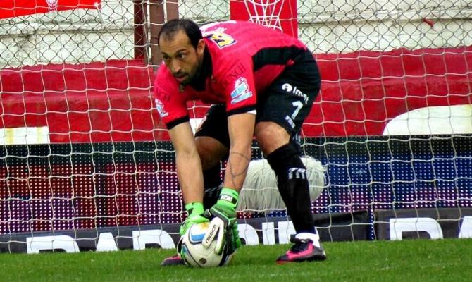 Imagen de Marcos Díaz: "Sé que los arcos de River y de Racing son muy importantes"