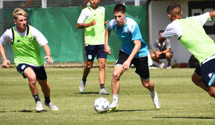 Imagen de Regresaron a las prácticas de Racing los jugadores afectados al Preolímpico