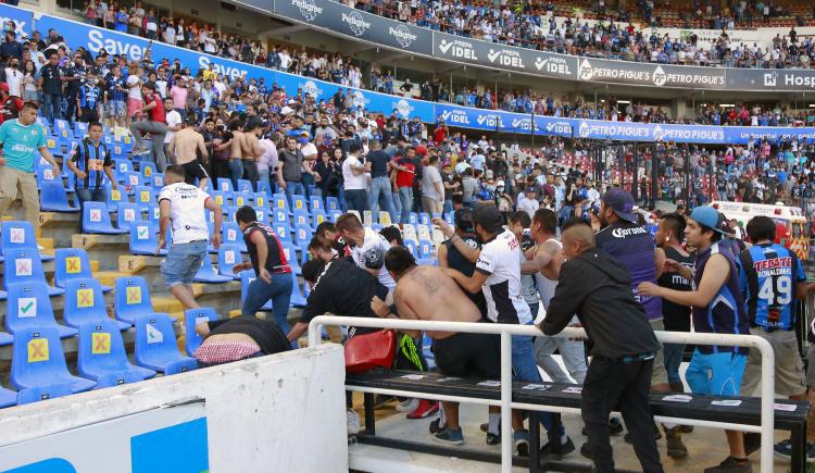 Imagen de LA MASACRE DE QUERÉTARO: EN MEDIO DEL DESASTRE, LA SOLIDARIDAD