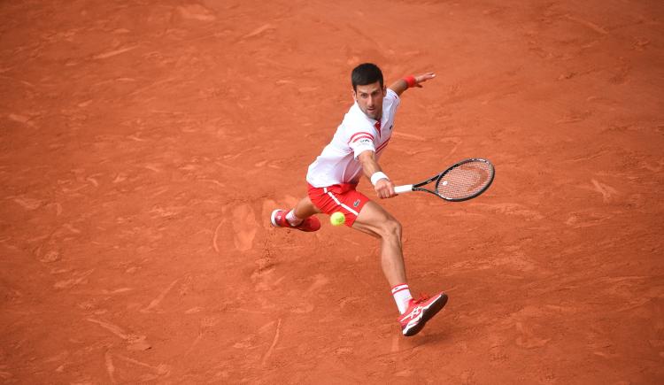 Imagen de DJOKOVIC COQUETEÓ CON EL PELIGRO PERO ELIMINÓ A MUSETTI