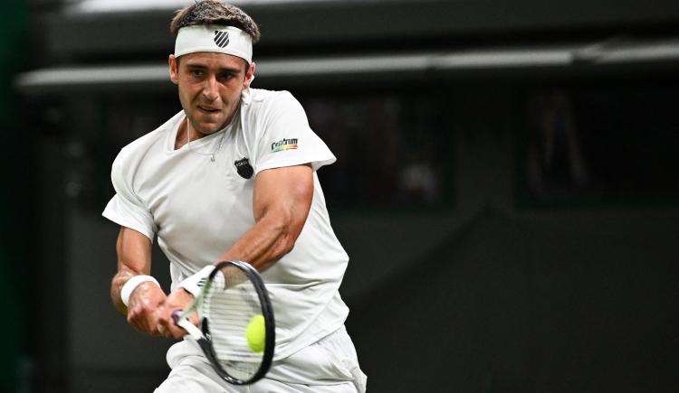 Imagen de Tomás Etcheverry debutó con un triunfazo en Wimbledon