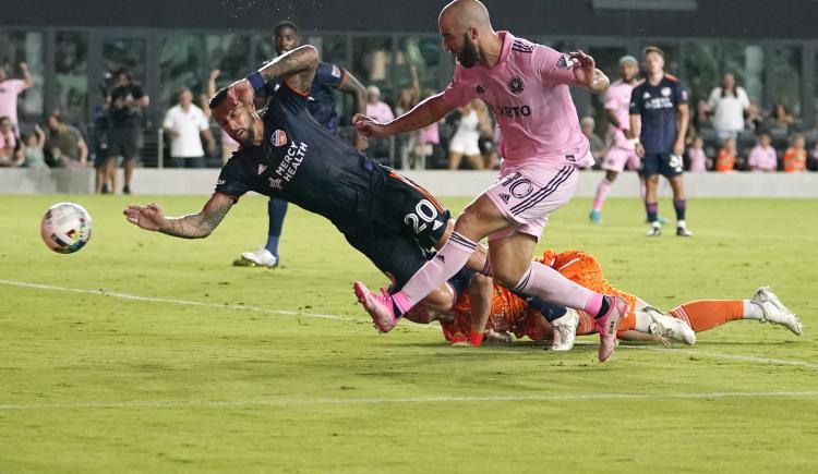 Imagen de Higuaín marcó un hat-trick para Inter Miami