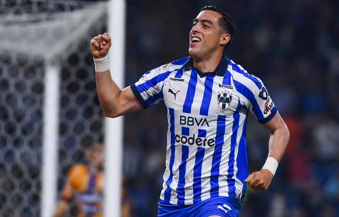 Imagen de Rogelio Funes Mori convirtió un gol en la sorpresiva eliminación de Monterrey