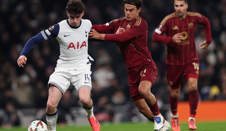 Imagen de Con Dybala y Paredes, Roma rescató un empate 2-2 como visitante frente a Tottenham