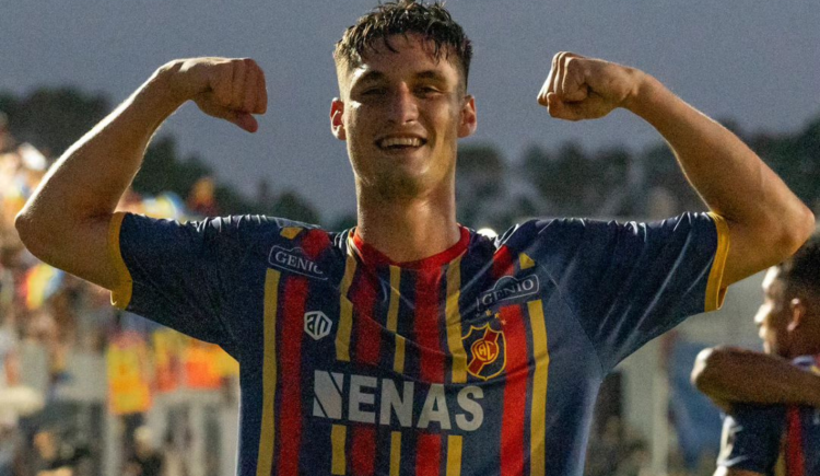 Imagen de Fiesta Tricolor: Colegiales volverá a la segunda división del fútbol argentino tras 68 años