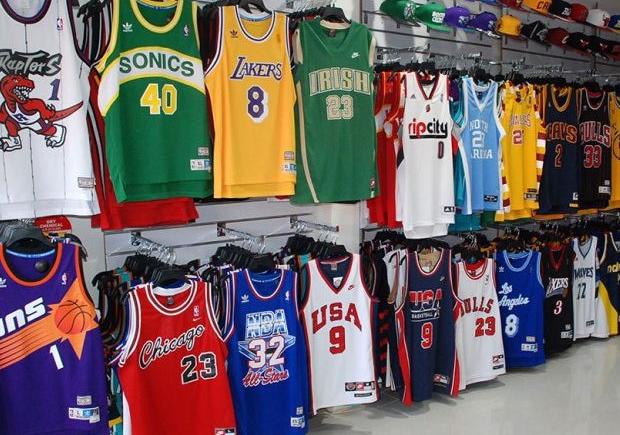 Imagen de LAS MEJORES CAMISETAS EN LA HISTORIA DE LA NBA