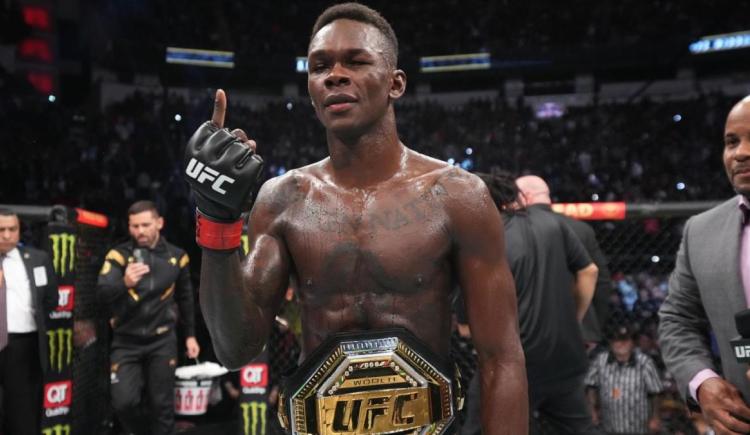 Imagen de ISRAEL ADESANYA SIGUE SIENDO CAMPEÓN