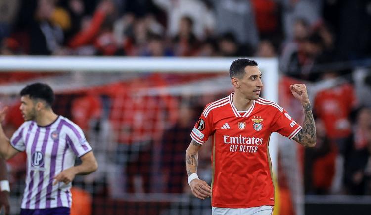 Imagen de Triunfo agónico de Benfica con un doblete de Di María