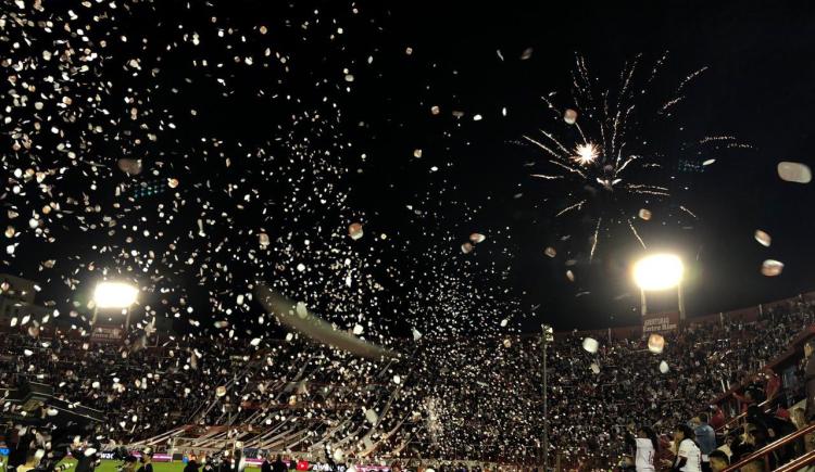 Imagen de CLAUSURAN POR 5 DÍAS LA CANCHA DE HURACÁN