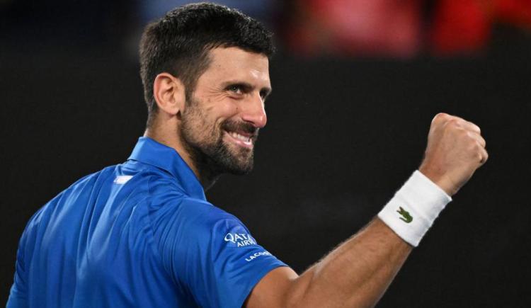 Imagen de La leyenda y los favoritos avanzan: Djokovic, Alcaraz y Zverev siguen en carrera en el Abierto de Australia